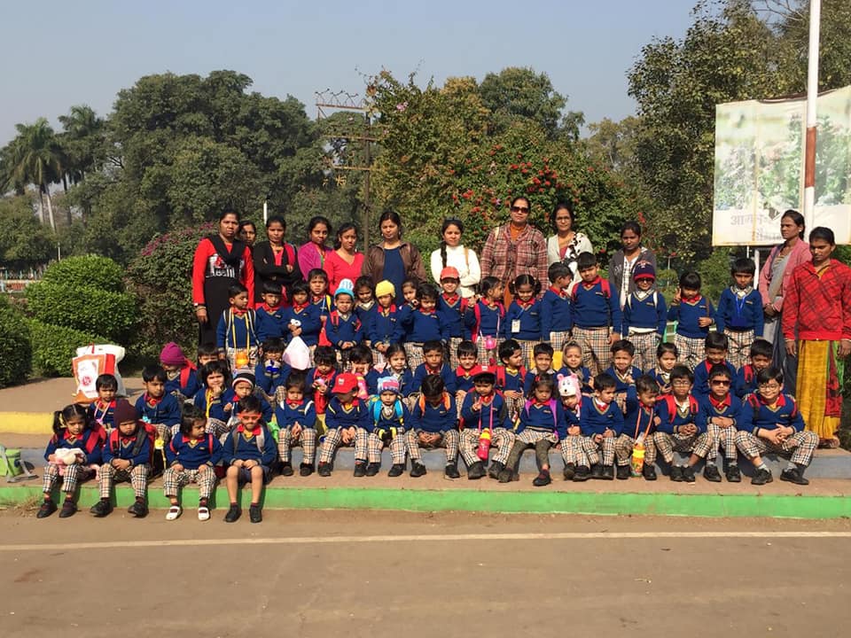 On a field trip with an entire preschool batch — years of hands-on work with young children and their families